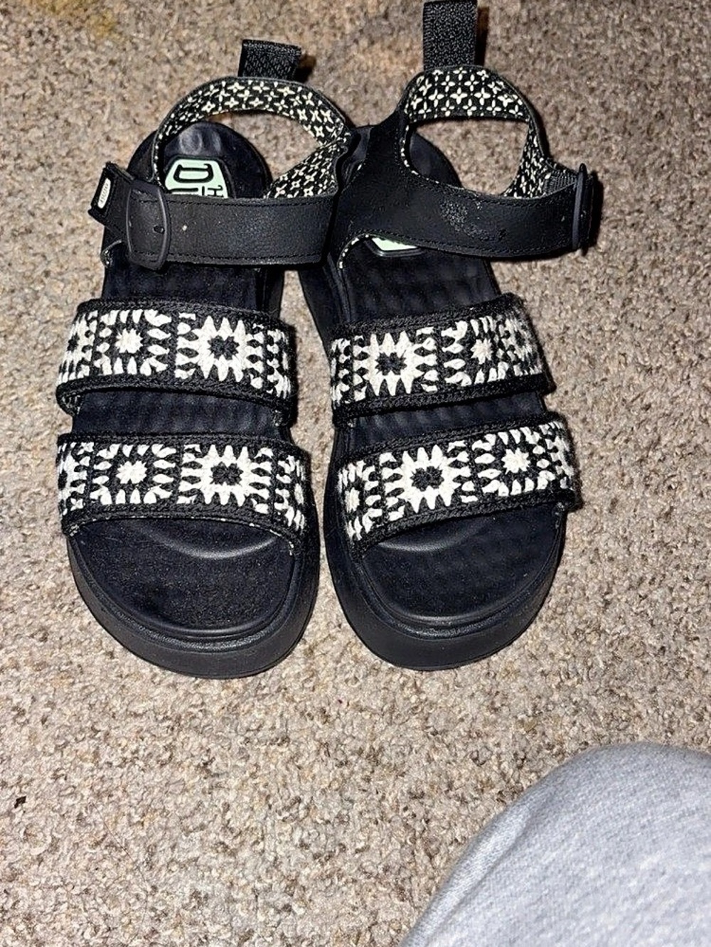 Hey Dude Women's Black & White Patterned Sandals